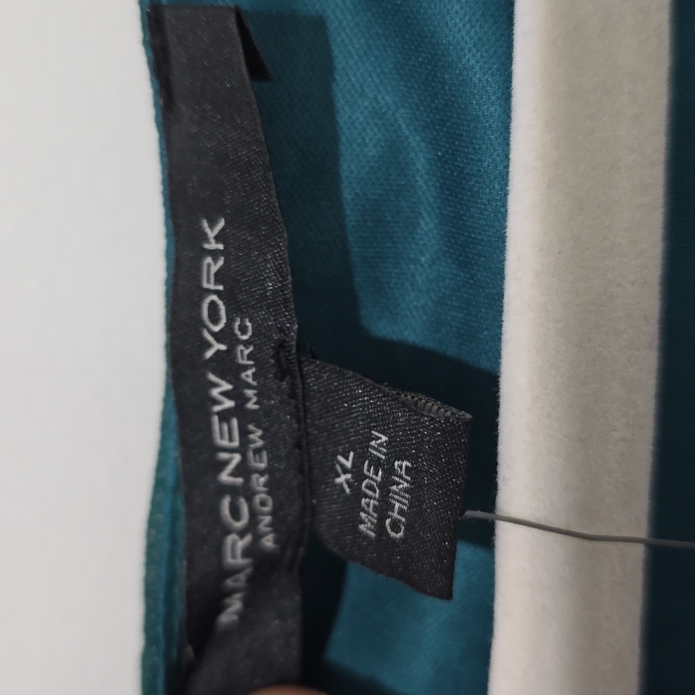 Marc New York Green Flutter Sleeve Wrap Blouse - Picture 2 of 10